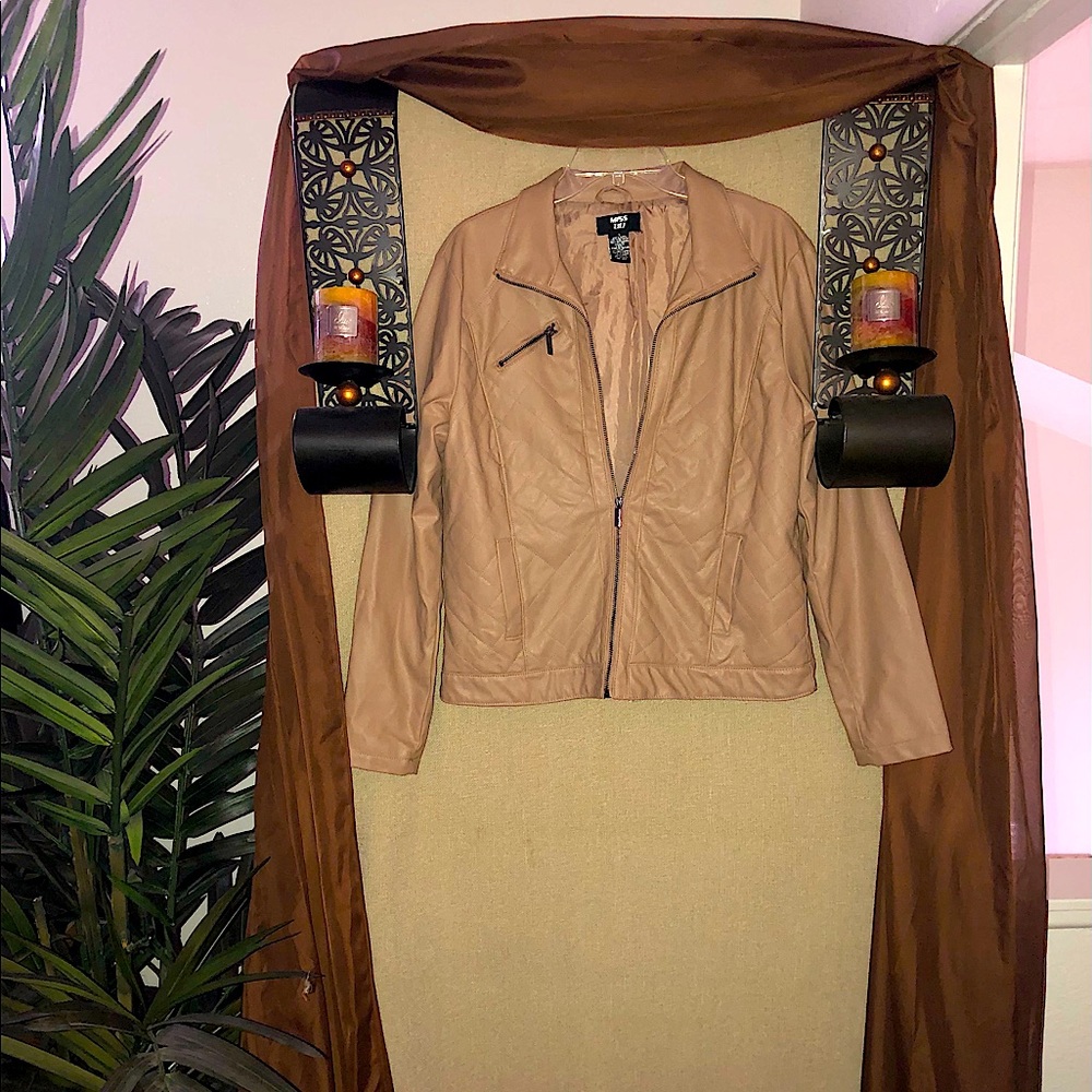 Night Out Jacket!! Price negotiable!!😊